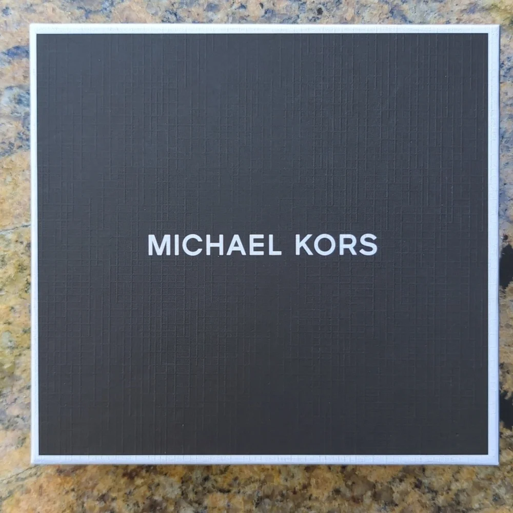 Michael Kors Navy Wallet and Keychain Set NIB